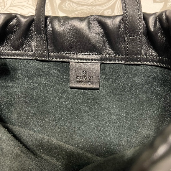 Gucci Calfskin Logo Drawstring Backpack black (NEW/NEVER USED) - Picture 5 of 16